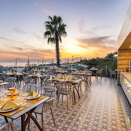 Concorde De Luxe Lara 5*